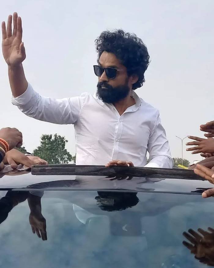 nandamuri kalyan ram_teluguvox 2